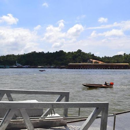 Apek Utama Hotel Bandar Seri Begawan Ngoại thất bức ảnh