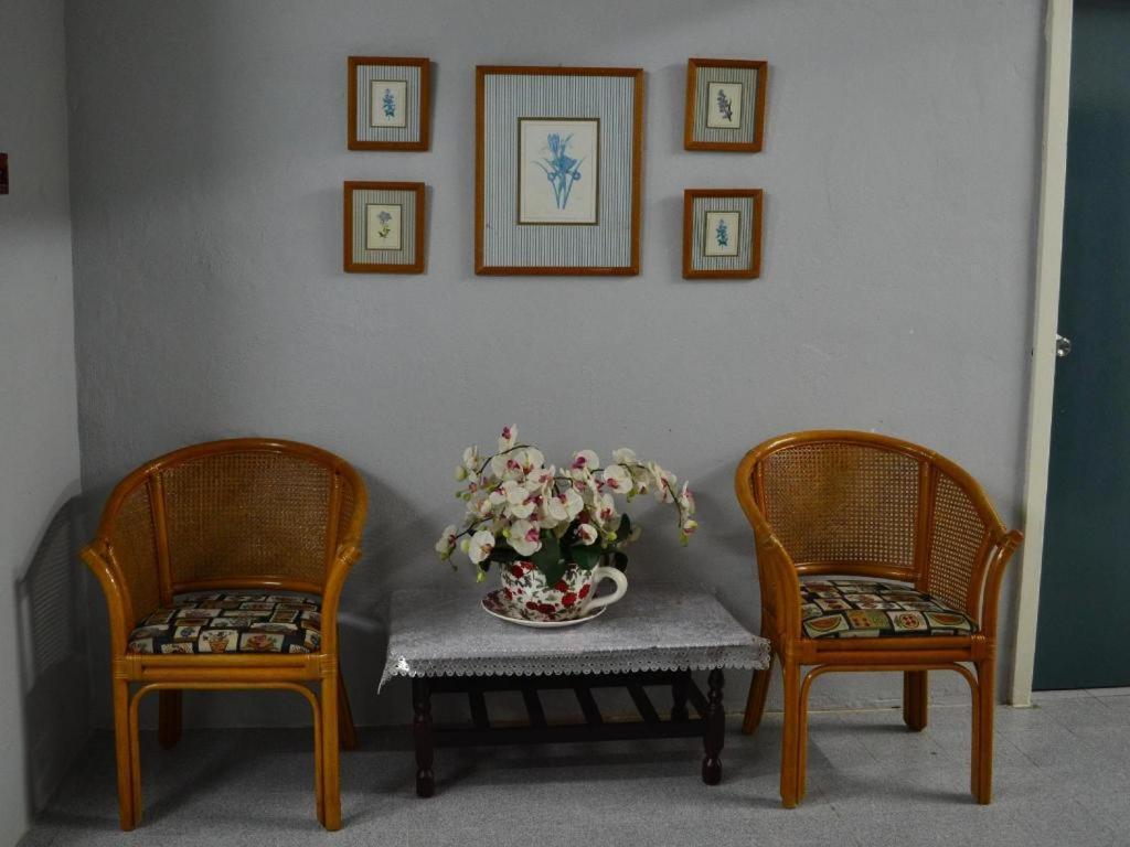 Apek Utama Hotel Bandar Seri Begawan Ngoại thất bức ảnh