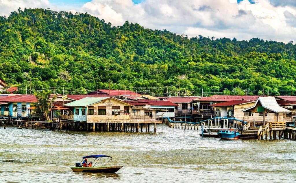 Apek Utama Hotel Bandar Seri Begawan Ngoại thất bức ảnh