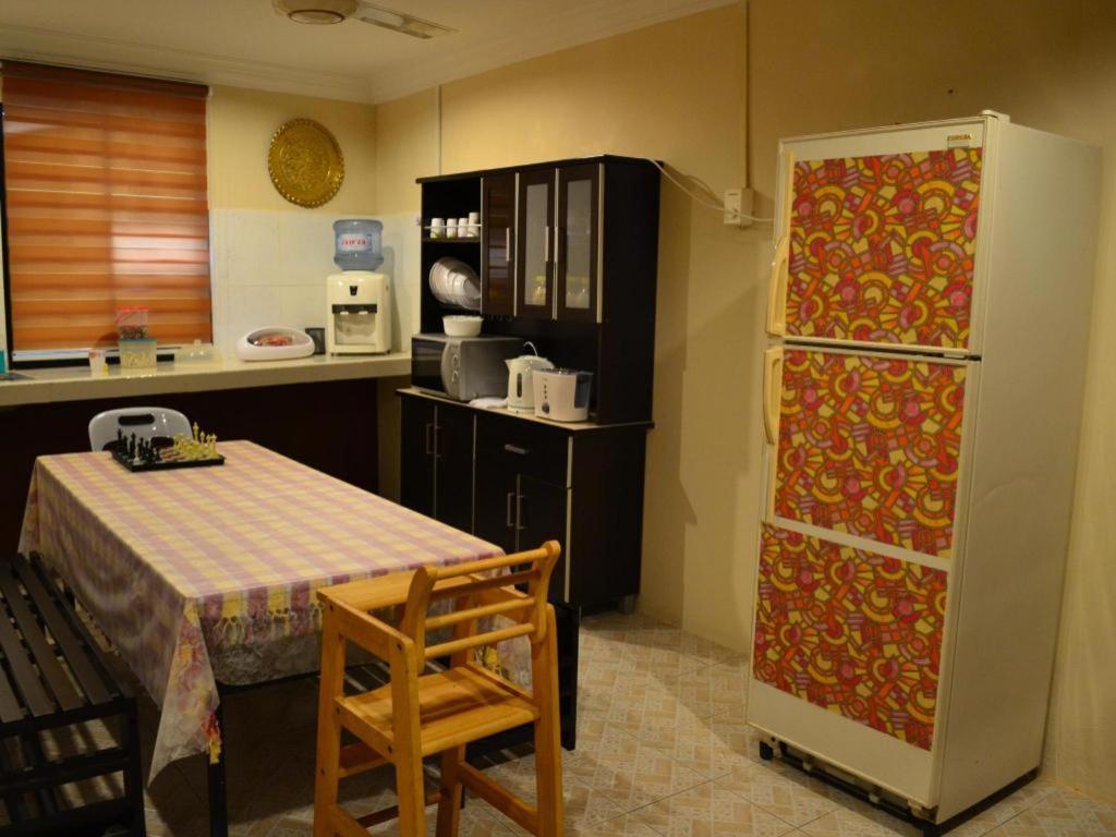 Apek Utama Hotel Bandar Seri Begawan Ngoại thất bức ảnh