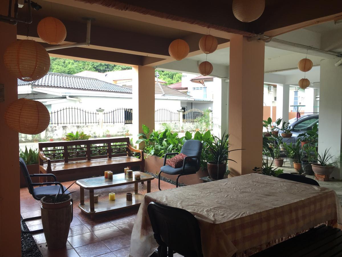 Apek Utama Hotel Bandar Seri Begawan Ngoại thất bức ảnh